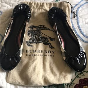 Burberry Black Patent Nova Check Ballet Flats